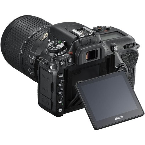 كاميرا نيكون Nikon D7500 DSLR